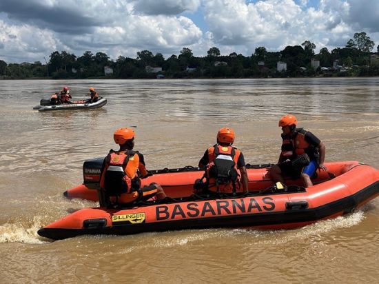Polisi Tetapkan Motoris Klotok Tersangka Tabrakan Maut dengan Kapal Tongkang di Sungai Barito