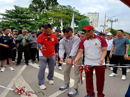 Bupati Shalahuddin Resmikan CFD, Dorong Pemberdayaan UMKM