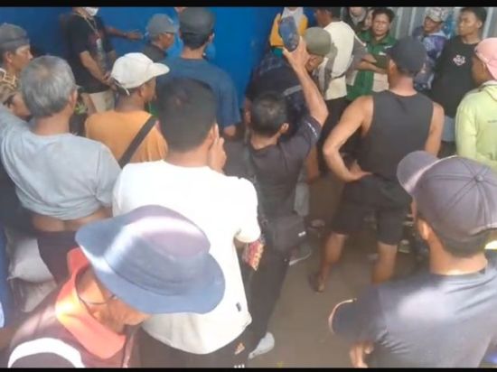 Distribusi Pupuk Subsidi Dipersoalkan, Petani Lampuyang Mengeluh Tak Kebagian