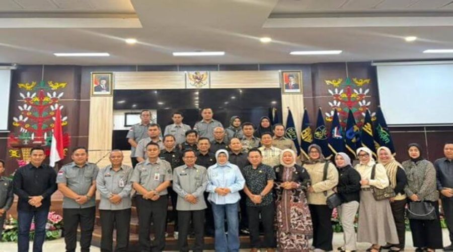 Header DPRD Gandeng Kemenkumham Kalteng