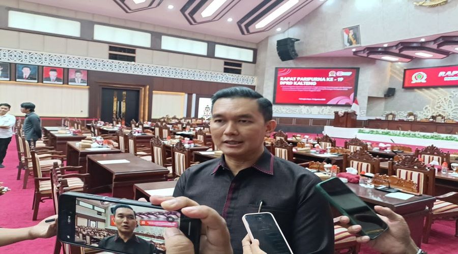 Header Pemprov Kalteng Diminta Utamakan Hak Guru dalam Penerapan Program Sekolah Rakyat