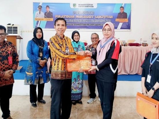 Pelatihan Menjahit Siapkan SDM dan Wirausaha Baru di Barut