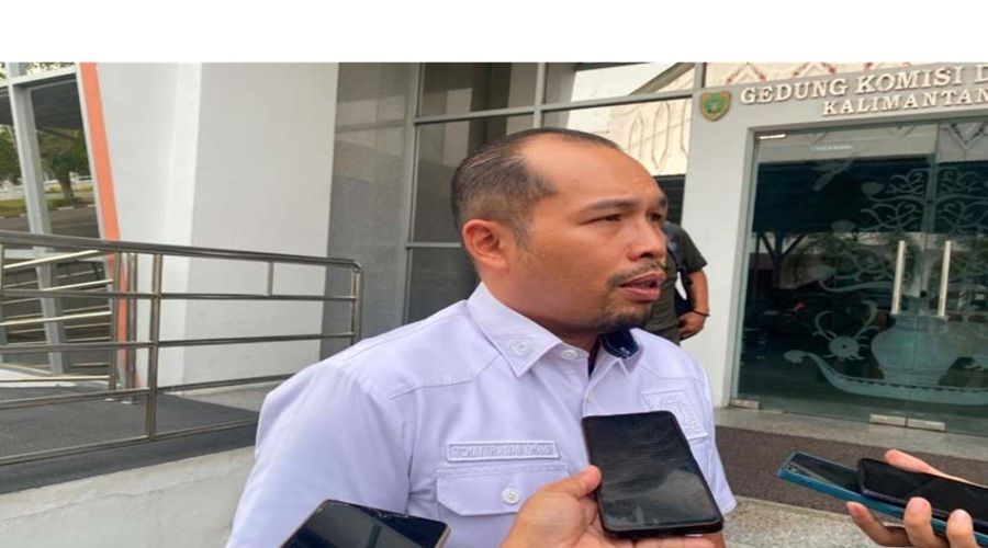 Header DPRD Kalteng Minta Pemerintah Bagikan Masker Dampak Karhutla