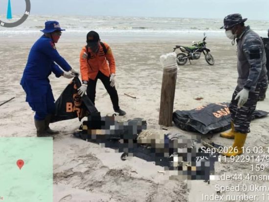 Tim SAR Gabungan Evakuasi Tiga Jenazah Diduga Korban KM Virgo Transport 8 di Seruyan