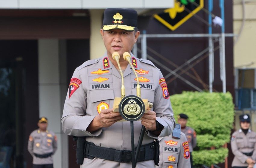Header Pimpin Apel Pagi, Kapolda Kalteng Apresiasi Pengamanan May Day, Ingatkan Personel Jangan Cepat Puas