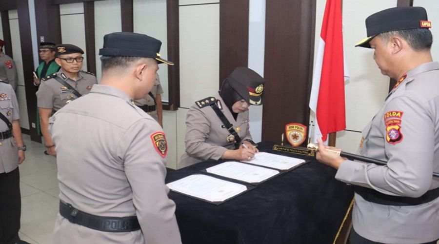 Header Tiga Pejabat Utama Polda Kalteng Berganti