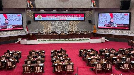 Fraksi DPRD Kalteng Sampaikan Pemandangan Umum Terhadap Dua Raperda