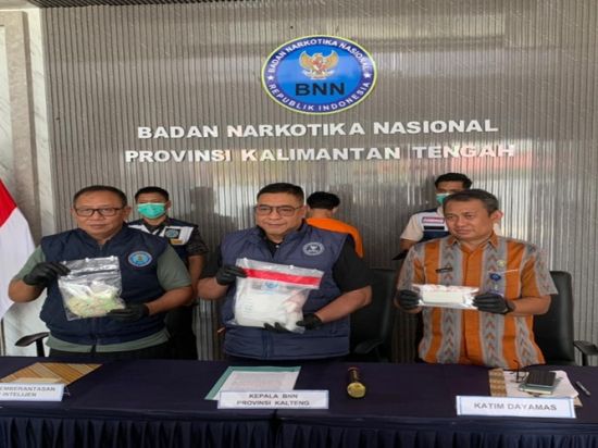 BNNP Kalteng Tangkap Pria dengan 1,8 Kg Sabu dan Ratusan Ekstasi