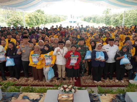 Gubernur Kalteng Buka Pasar Murah Ramadan untuk Mahasiswa di Istana Isen Mulang