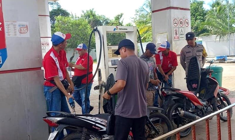 Header Polisi Pantau Ketat BBM Subsidi di SPBU Jalan Pelita Sampit