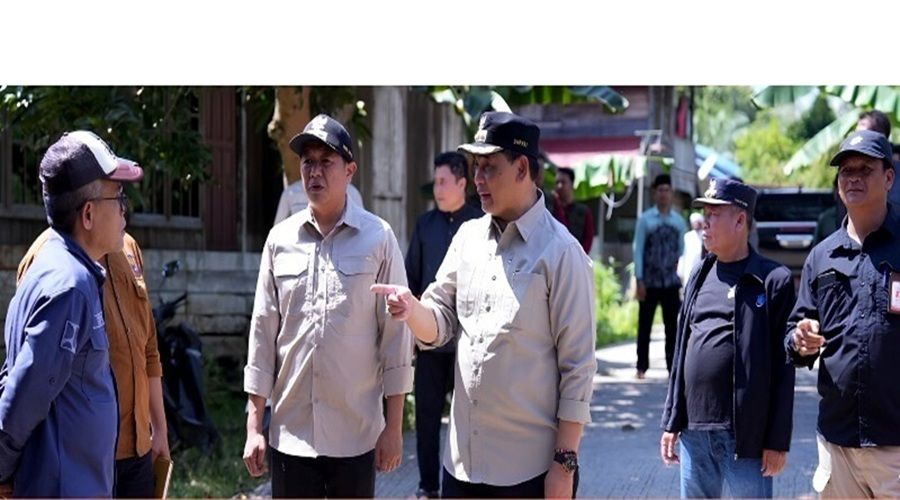 Header Cek Jembatan Lahei dan Jalan Malawen Bupati Shalahuddin Tekankan Pengawasan Proyek Infrastruktur