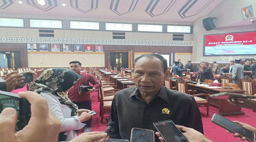 Header Tujuh Fraksi DPRD Kalteng Sepakat Raperda Pengelolaan Pertambangan Mineral Bukan Logam Dibahas