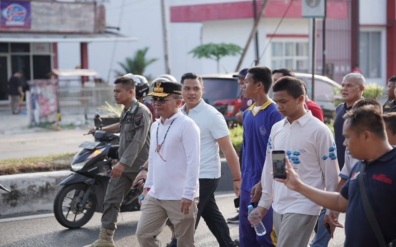 Header ‎Gubernur H. Agustiar Sabran Jalan Sehat Bersama Siswa SMAN 1 Palangka Raya di HUT ke-66, Plt. Kadisdik Kalteng : Kita Patut Berbangga dan Bersyukur