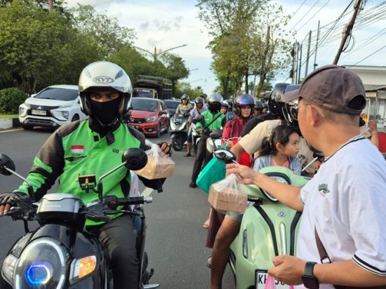 Hangatkan Ramadan, PWI Kalteng Tebar 400 Takjil dan Gelar Buka Puasa Bersama
