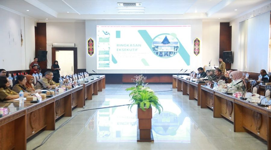 Header Pemprov dan DPRD Kalteng Perkuat Sinergi Penyelenggaraan Penanaman Modal