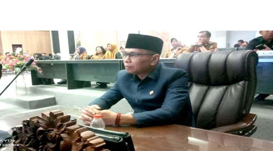 Header Legislator Dorong Penataan Lampu Kota Muara Teweh Dilakukan Berkelanjutan