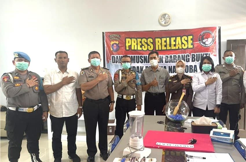 Header Polresta Palangka Raya Musnahkan Barang Bukti Sabu 42 Gram