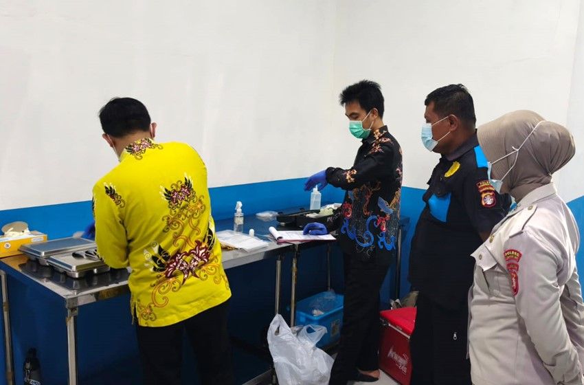 Header Polres Kotim dan Dinkes Kawal Ketat Keamanan Bahan Makanan Program MBG