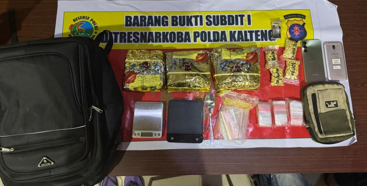 Header Polda Kalteng Ungkap Peredaran 3 Kg Sabu dan 400 Butir Ekstasi Di Palangka Raya