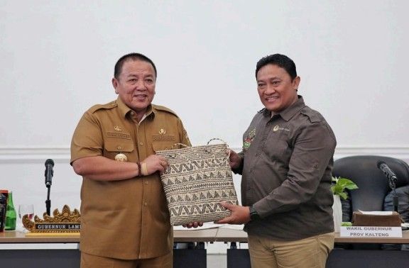 Header Wagub Edy Pratowo Pimpin Studi Komparatif ke Provinsi Lampung