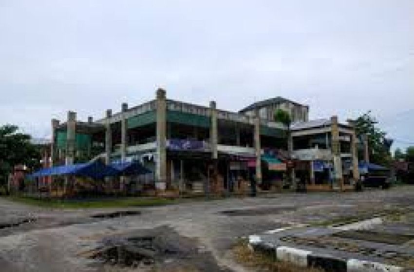 Header Pedagang Pasar Datah Manuah Palangka Raya Dipindahkan Sementara