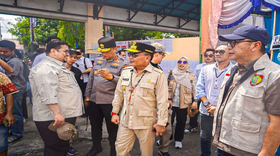 Header Gubernur Agustiar Sabran Tinjau Langsung PSU di Barito Utara, Pastikan Proses Demokrasi Berjalan Lancar