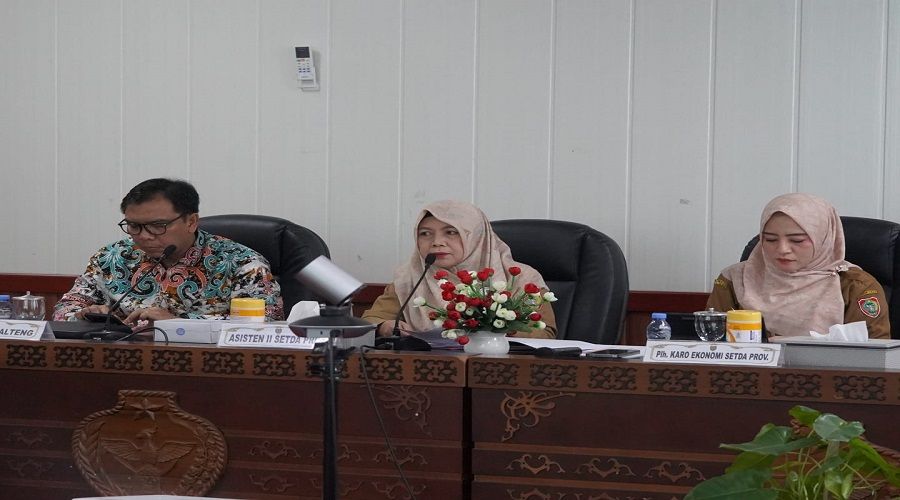 Header Asisten Ekbang Sri Widanarni Pimpin Rapat Persiapan Pelaksanaan National Halal Fair 2025