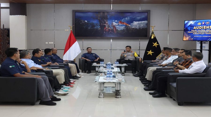 Header Perkuat Sinergisitas, PWI dan Polda Kalteng Kolaborasi Gelar Pelatihan Jurnalistik