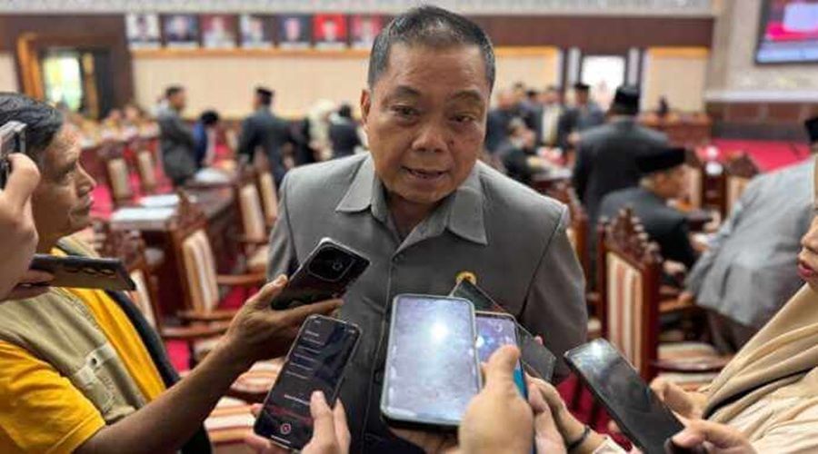 Header Pemprov Kalteng Diminta Segera Selesaikan Pembangunan Jalan Sei Hanyo-Sungai Mangkutup