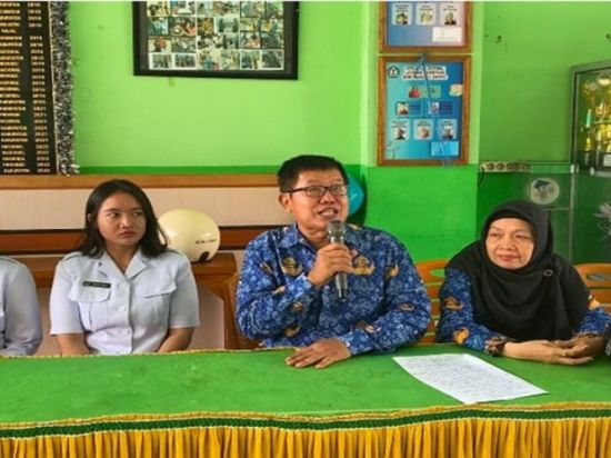 Kepsek SMPN 1 Sampit Sebut Hanya Salah Tafsir Siswa Terkait Adanya Belatung di MBG