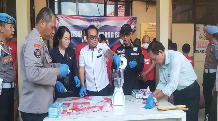 Header Polres Kotim Musnahkan 159 Gram Sabu dari 20 Perkara Narkotika